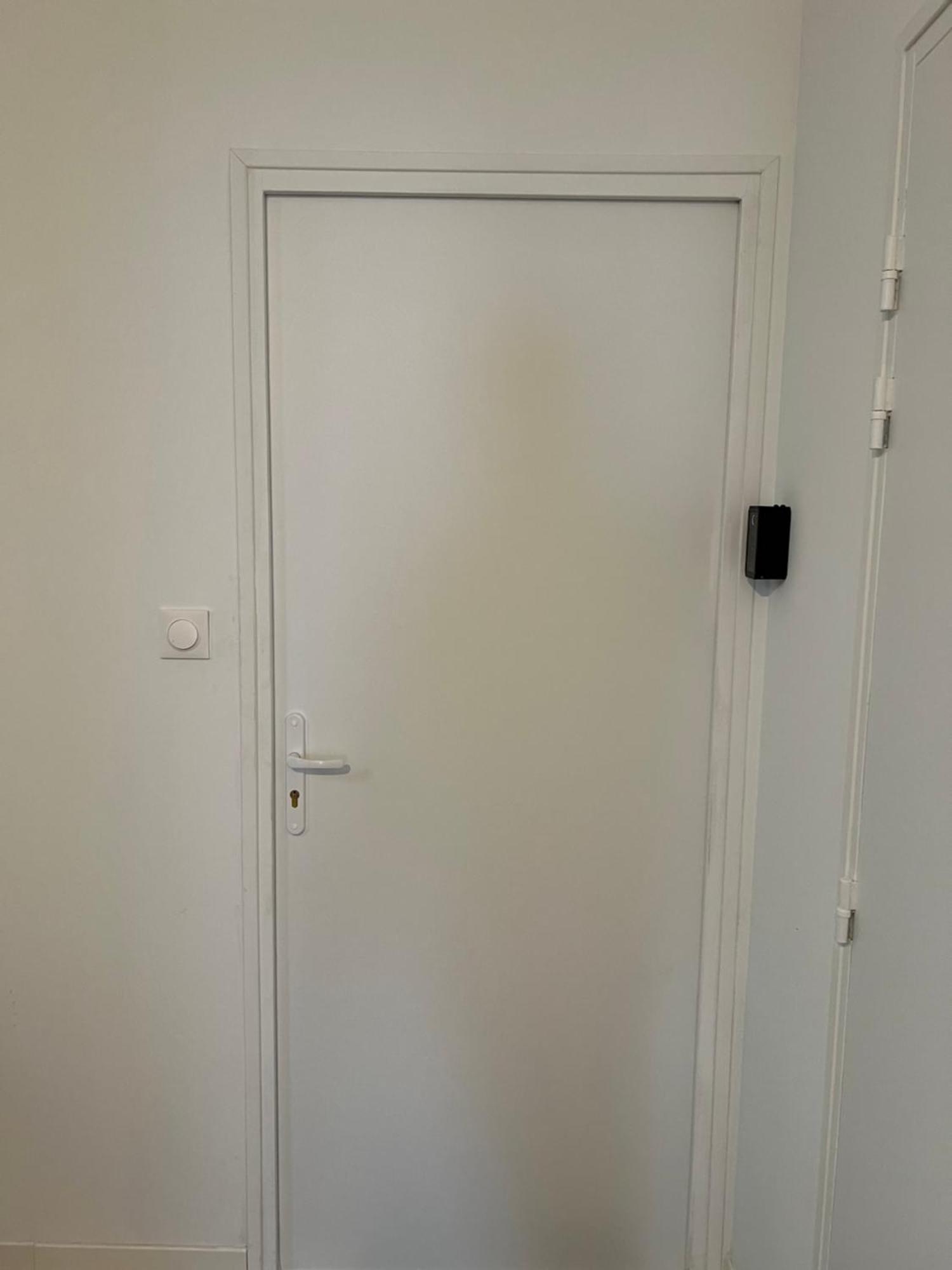 Fenix Appartement T2 40 M2 Cosy Rdc Plein Centre Ville Pierrelatte Zewnętrze zdjęcie