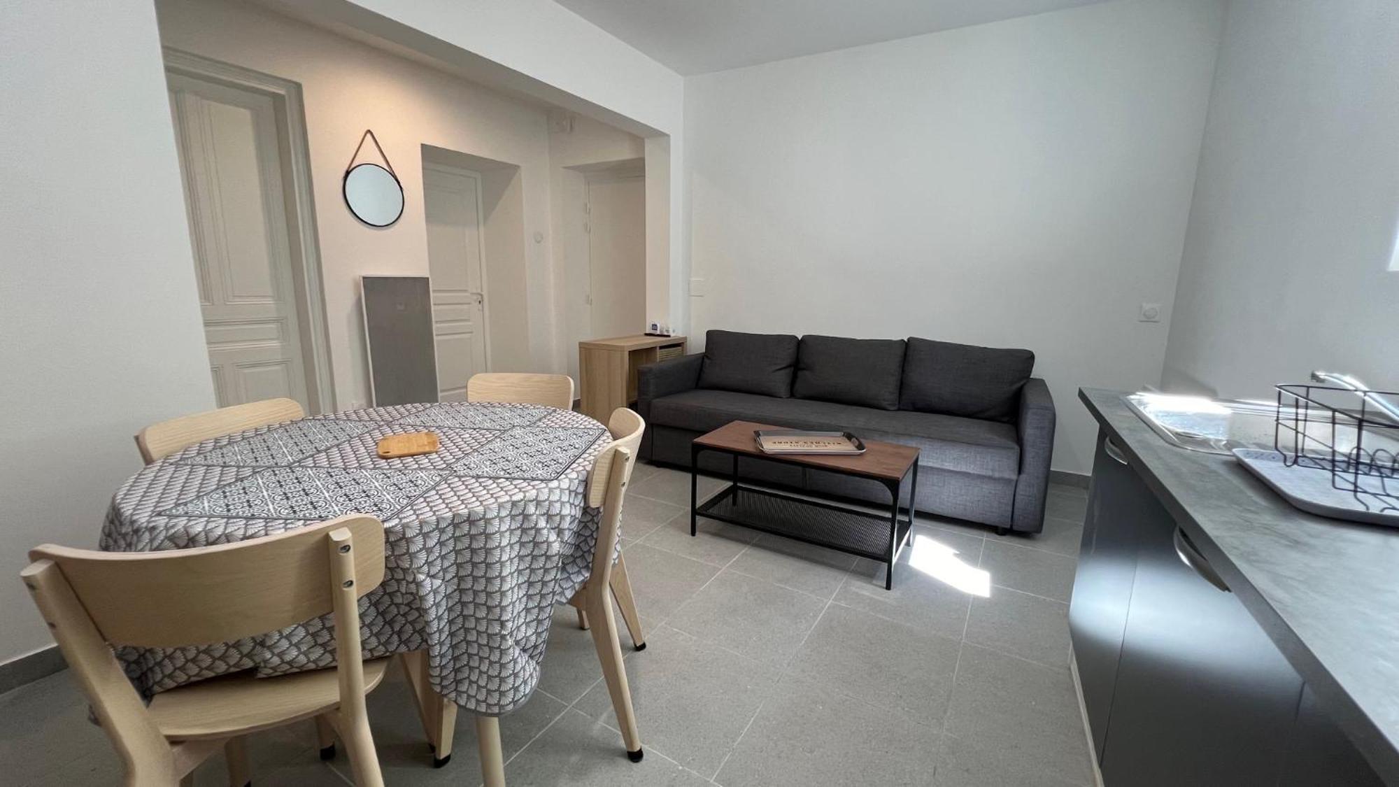 Fenix Appartement T2 40 M2 Cosy Rdc Plein Centre Ville Pierrelatte Zewnętrze zdjęcie